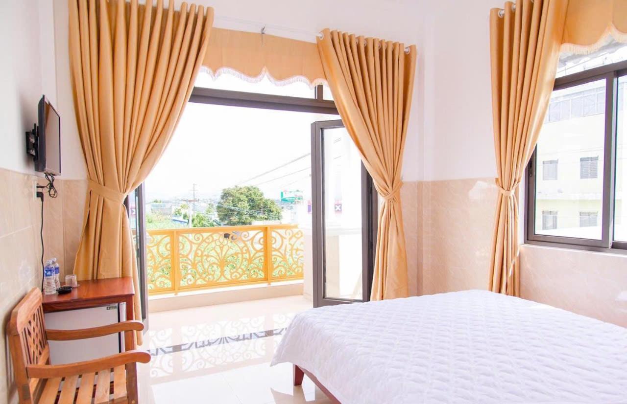 Thu Hien Hotel Pleiku - By Bay Luxury Plei Holang Exterior foto
