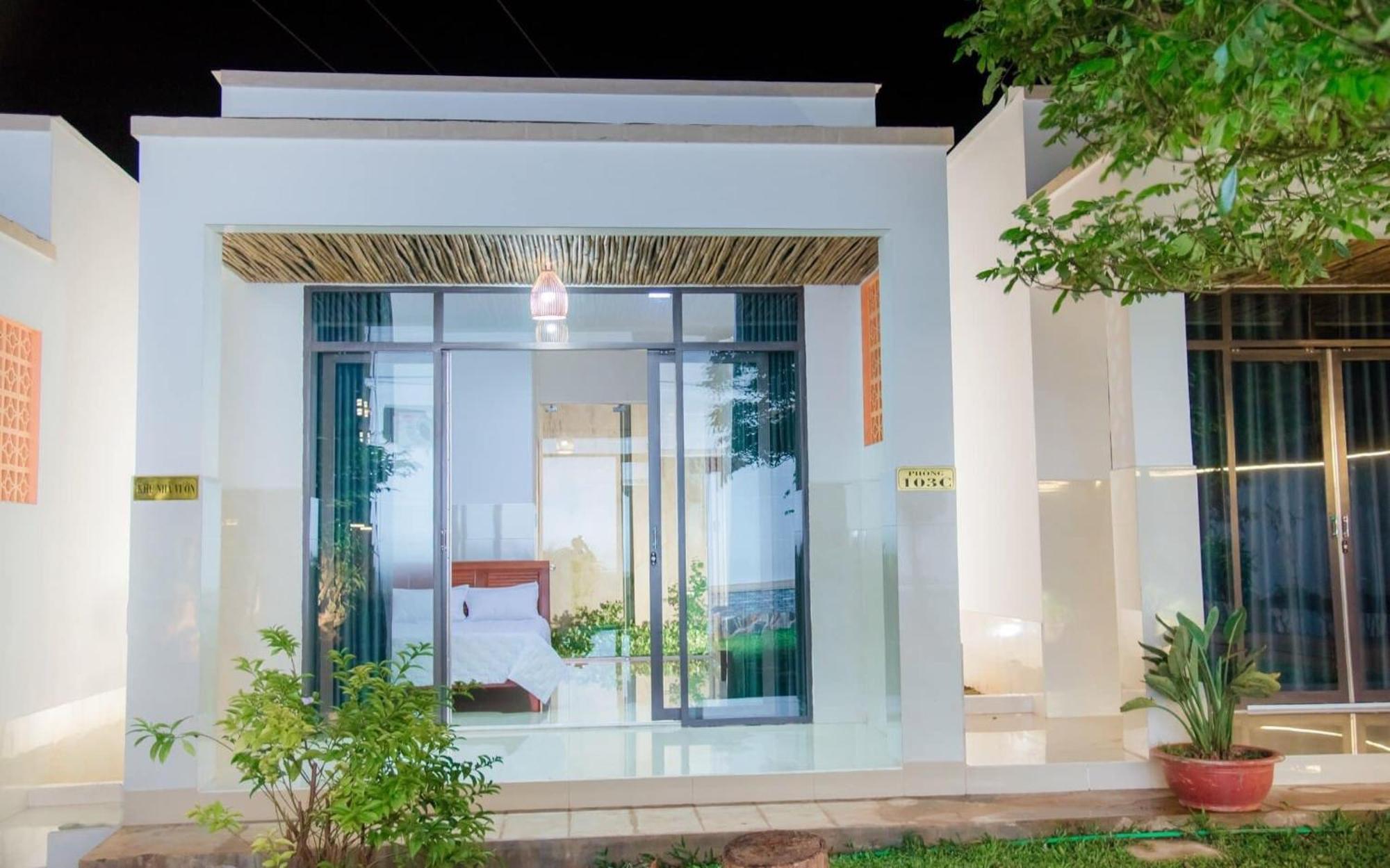 Thu Hien Hotel Pleiku - By Bay Luxury Plei Holang Exterior foto